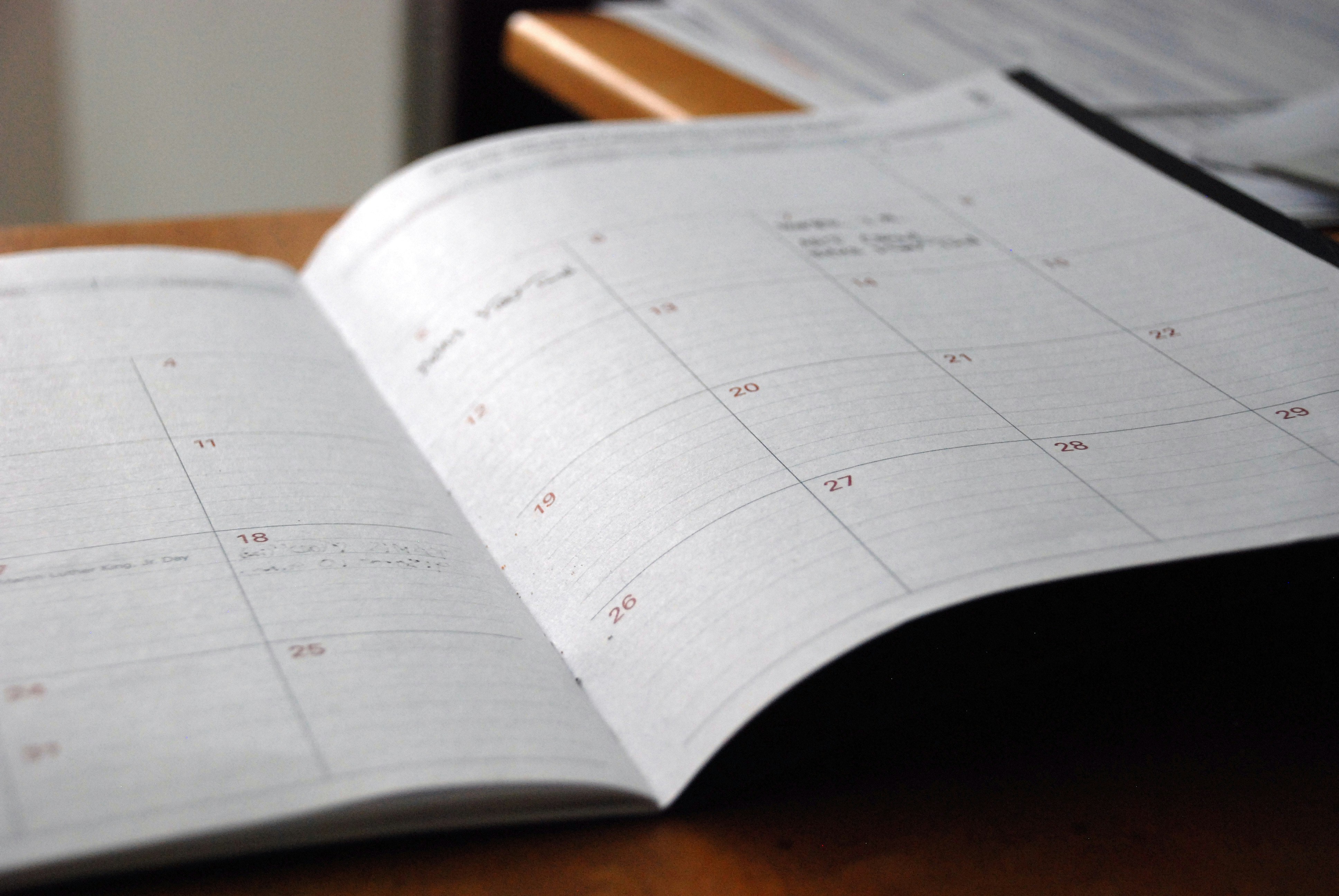 Planning a closing date on a calendar