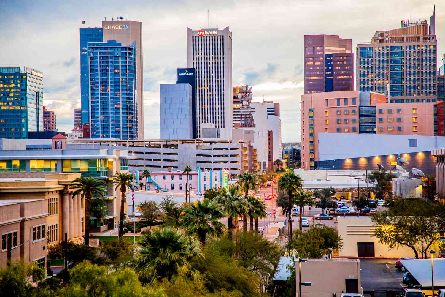 Phoenix Arizona skyline
